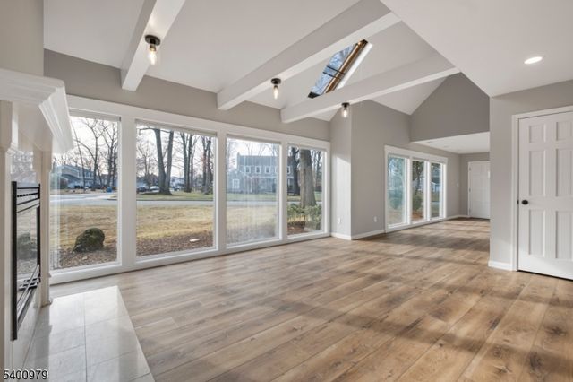 35 Crown Rd, Franklin Twp., NJ 08873