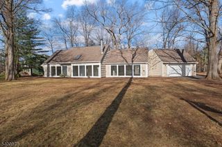 35 Crown Rd, Franklin Twp., NJ 08873