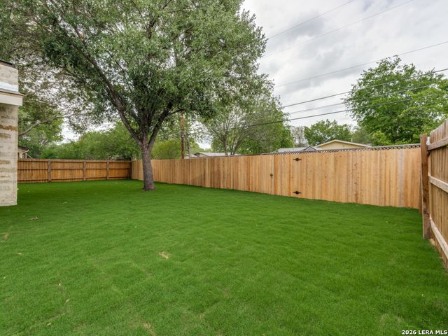 535 Brightwood Pl, San Antonio, TX 78209