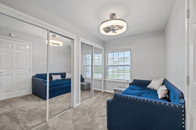 201 Huisache Street, Lake Jackson, TX 77566