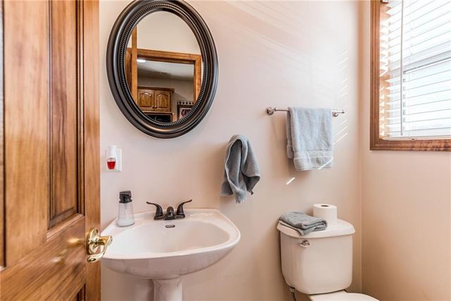 1205 E 203rd Street, Belton, MO 64012