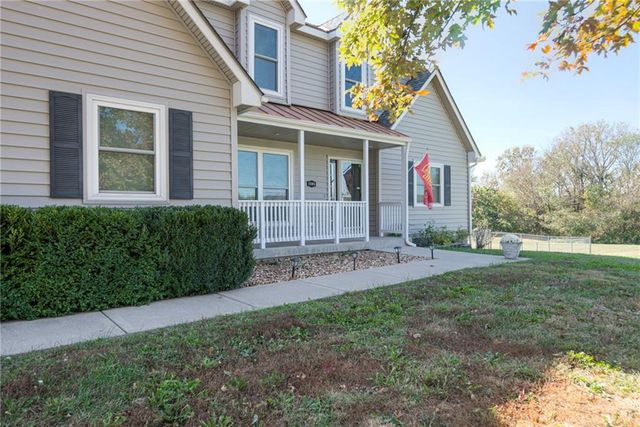 1205 E 203rd Street, Belton, MO 64012