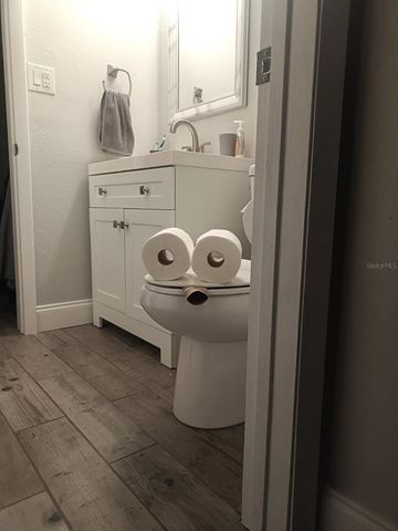 1147 KING ARTHUR COURT 204, Dunedin, FL 34698