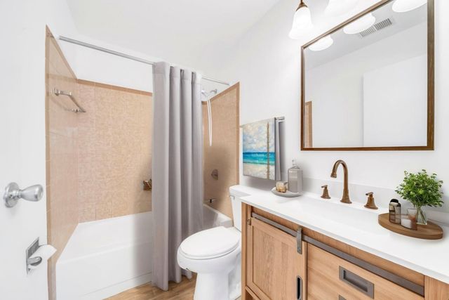 9102 FRANKLIN Court 204, Orland Park, IL 60462