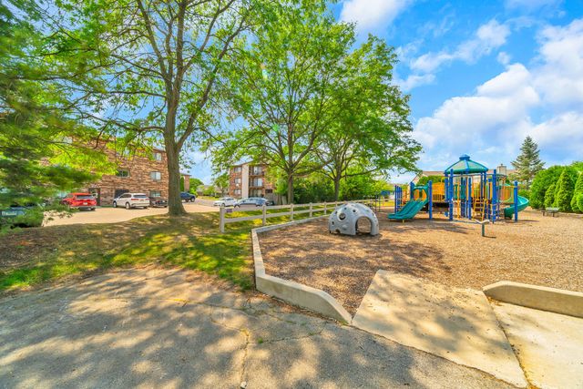 9102 FRANKLIN Court 204, Orland Park, IL 60462