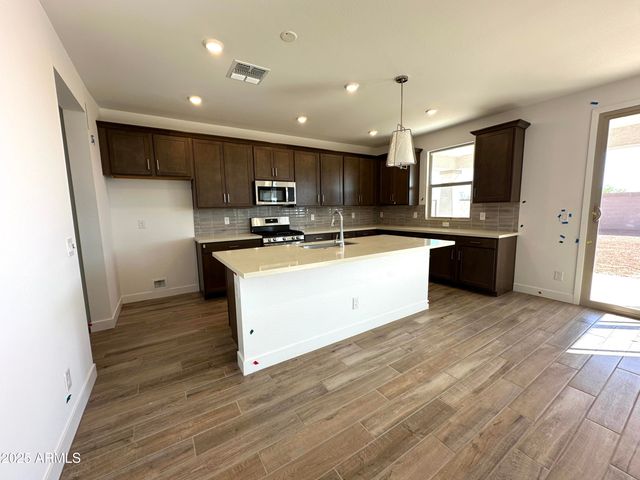 745 W Sparrow Drive, Queen Creek, AZ 85140