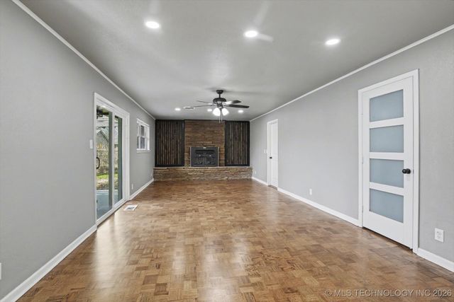 6759 E 26th Court, Tulsa, OK 74129