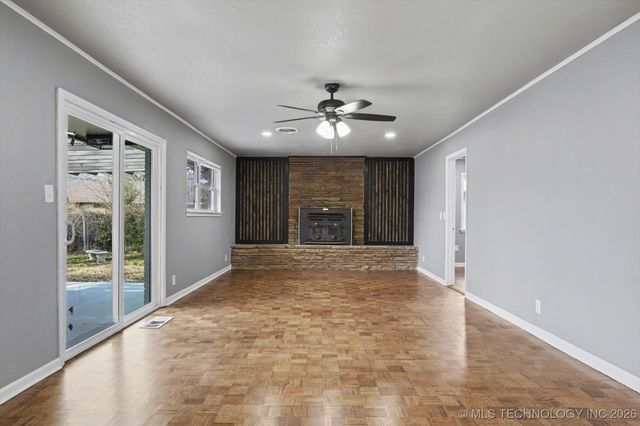 6759 E 26th Court, Tulsa, OK 74129