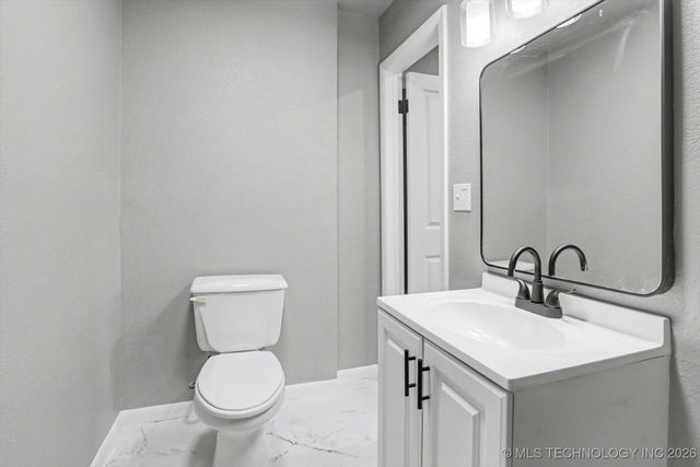 6759 E 26th Court, Tulsa, OK 74129