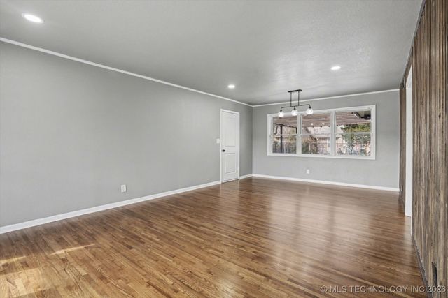 6759 E 26th Court, Tulsa, OK 74129