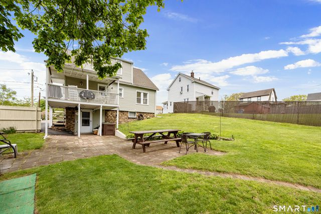 90 Harvard Avenue, Meriden, CT 06451