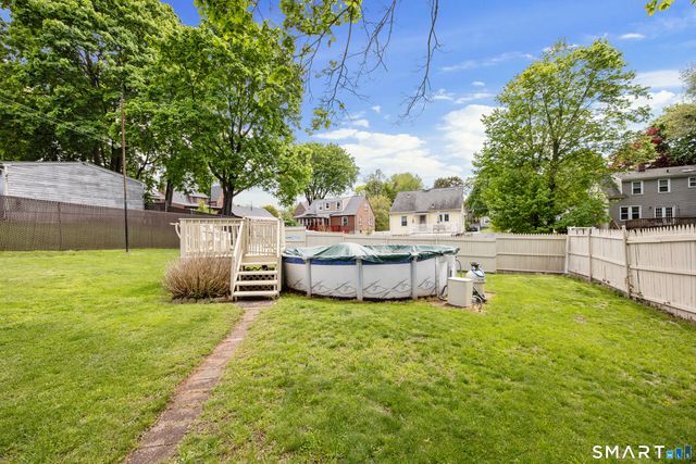 90 Harvard Avenue, Meriden, CT 06451