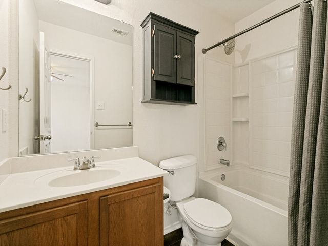 1221 Krista Drive, Burleson, TX 76028