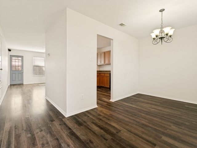 1221 Krista Drive, Burleson, TX 76028