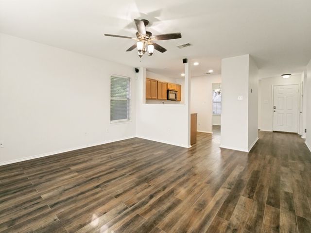1221 Krista Drive, Burleson, TX 76028