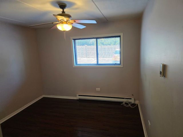 724 Warren Avenue 101, Downers Grove, IL 60515