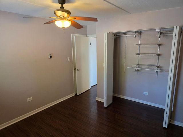 724 Warren Avenue 101, Downers Grove, IL 60515