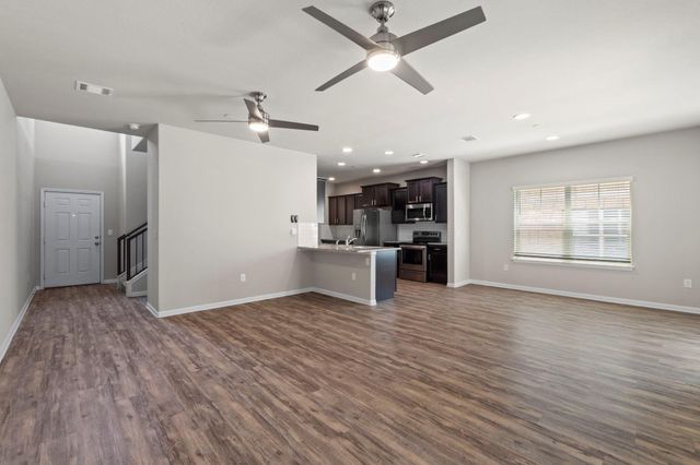 516 E. Slaughter LN 2001, Austin, TX 78744