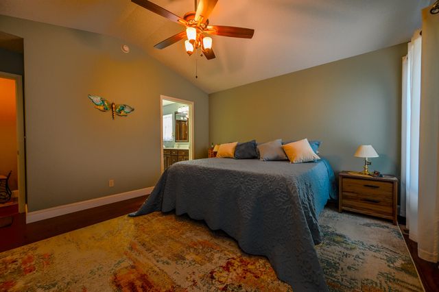 1700 Rosewood Drive, Neosho, MO 64850