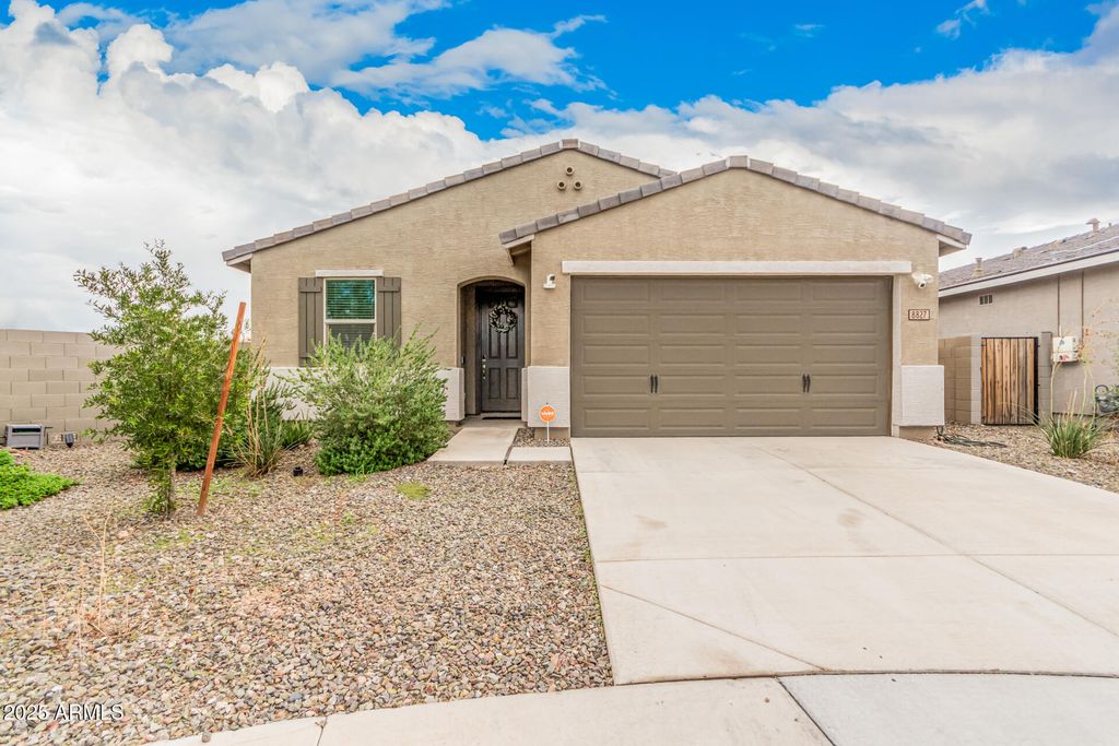 8827 S 67TH Drive, Laveen, AZ 85339