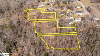 129 Smith Street, Laurens, SC 29360
