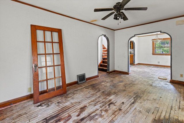 4902 N 53rd STREET, Milwaukee, WI 53218