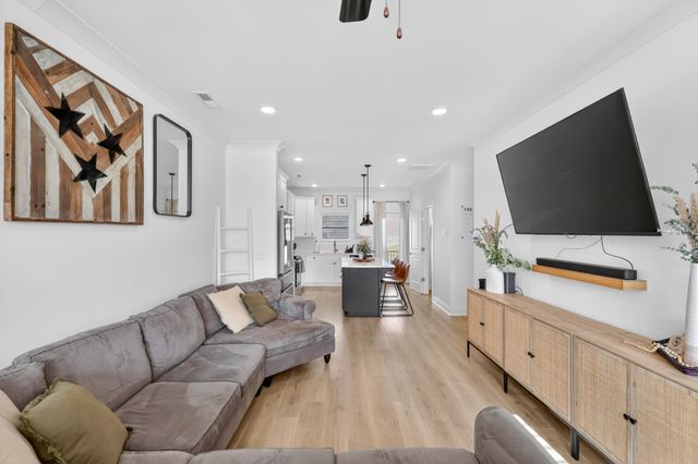 447 Portsdale Dr, Brentwood, TN 37027