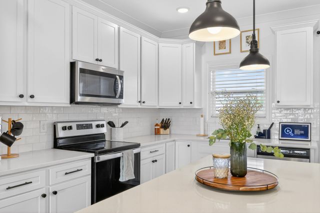 447 Portsdale Dr, Brentwood, TN 37027