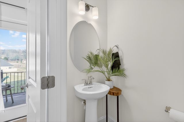 447 Portsdale Dr, Brentwood, TN 37027