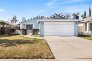 961 12th Avenue, Kingsburg, CA 93631