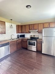 2408 Woodale Ln, Nashville, TN 37207