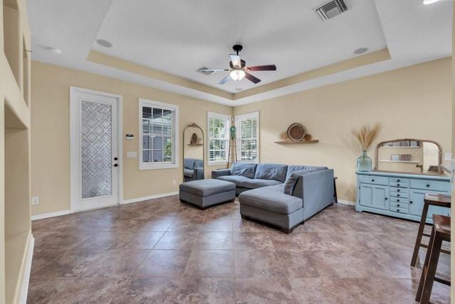 16001 LONEOAK VIEW DRIVE, Lithia, FL 33547