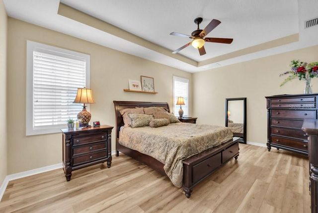 16001 LONEOAK VIEW DRIVE, Lithia, FL 33547