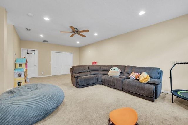 16001 LONEOAK VIEW DRIVE, Lithia, FL 33547