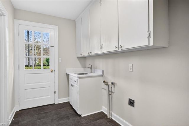 609 Jones ST, Suffolk, VA 23434