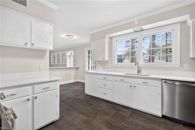 609 Jones ST, Suffolk, VA 23434