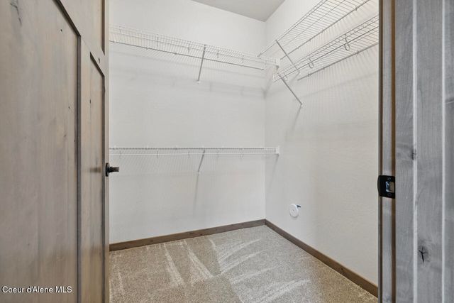 8424 N Snowflake Ln, Hayden, ID 83835