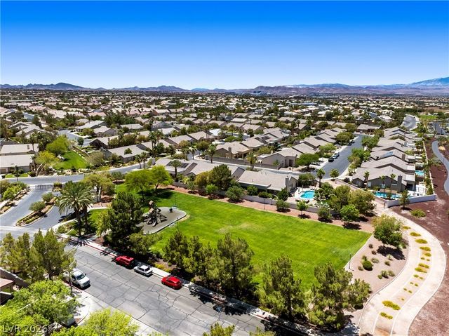 348 Quiet Harbor Drive, Henderson, NV 89052
