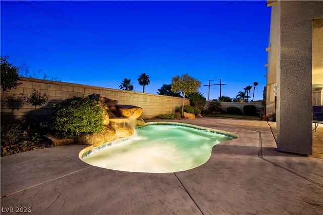 348 Quiet Harbor Drive, Henderson, NV 89052