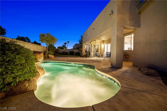 348 Quiet Harbor Drive, Henderson, NV 89052