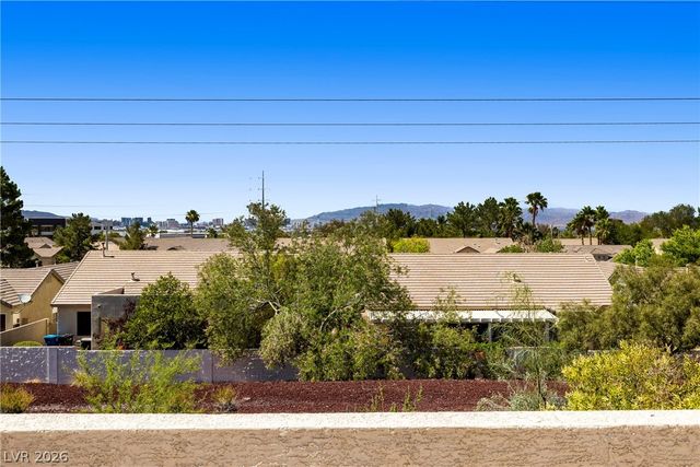 348 Quiet Harbor Drive, Henderson, NV 89052