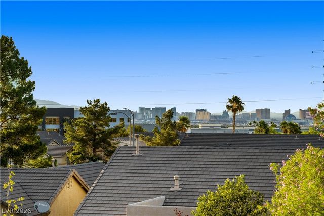 348 Quiet Harbor Drive, Henderson, NV 89052