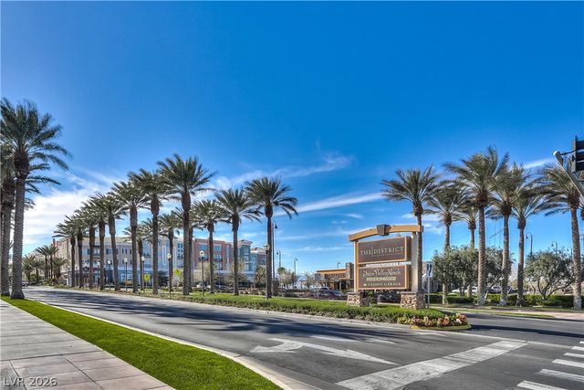 348 Quiet Harbor Drive, Henderson, NV 89052