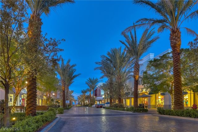 348 Quiet Harbor Drive, Henderson, NV 89052
