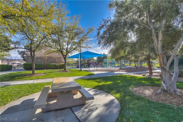 348 Quiet Harbor Drive, Henderson, NV 89052