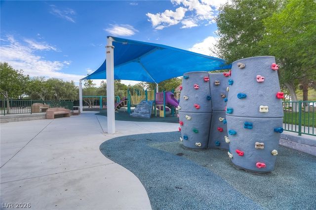 348 Quiet Harbor Drive, Henderson, NV 89052
