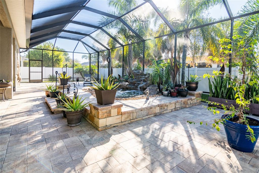 Image 27 of property listing at 21812 N CARSON DRIVE, Land O Lakes, FL 34639