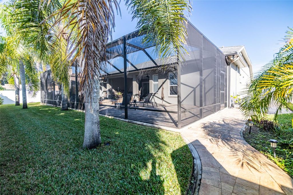 Image 5 of property listing at 21812 N CARSON DRIVE, Land O Lakes, FL 34639