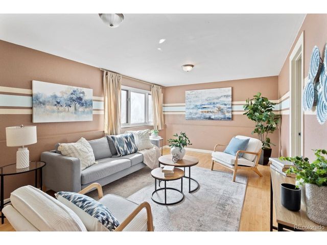 4753 S Clay Ct, Englewood, CO 80110