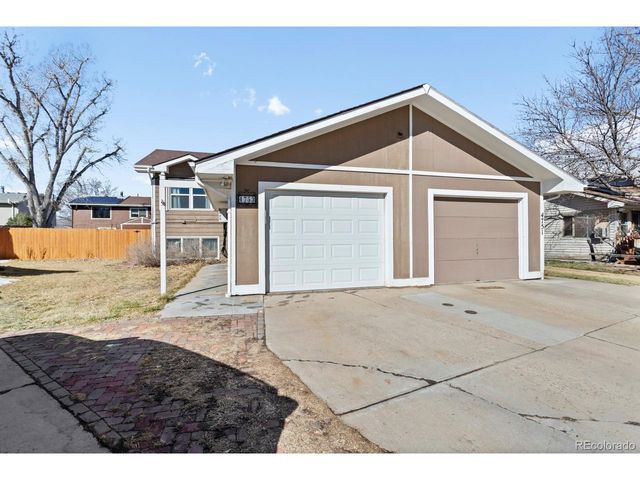 4753 S Clay Ct, Englewood, CO 80110